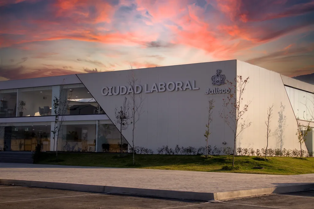 ¿Cuál es el papel del CCL Jalisco en los conflictos laborales originados por el pago del aguinaldo?